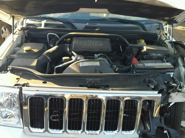 1J8HG48P17C577578 - 2007 JEEP COMMANDER თეთრი ფოტო 7