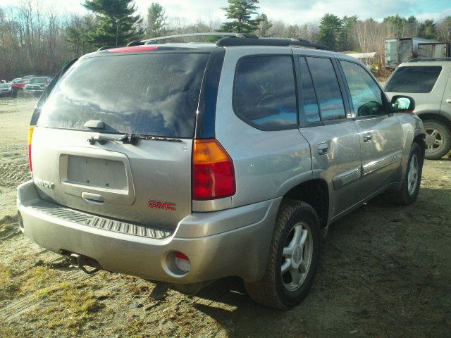 1GKDT13S722225023 - 2002 GMC ENVOY SILVER photo 4