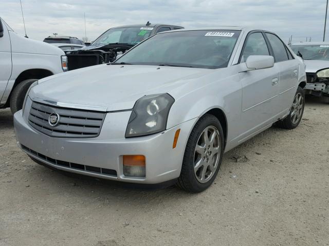 1G6DM57NX30107519 - 2003 CADILLAC CTS SILVER photo 2