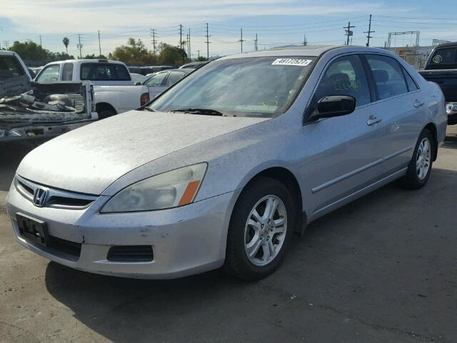 1HGCM56887A032485 - 2007 HONDA ACCORD EX SILVER photo 2