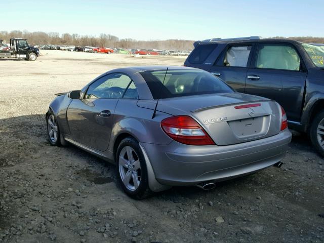 WDBWK54F06F100880 - 2006 MERCEDES-BENZ SLK 280 SILVER photo 3