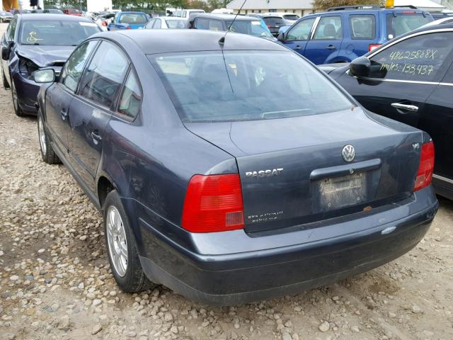 WVWPD23B4YP303751 - 2000 VOLKSWAGEN PASSAT GLX ნაცრისფერი ფოტო 3