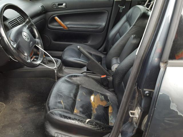 WVWPD23B4YP303751 - 2000 VOLKSWAGEN PASSAT GLX ნაცრისფერი ფოტო 5