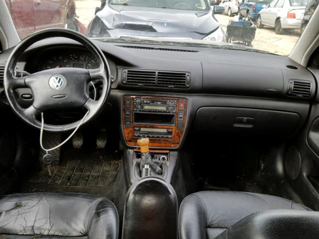 WVWPD23B4YP303751 - 2000 VOLKSWAGEN PASSAT GLX ნაცრისფერი ფოტო 9