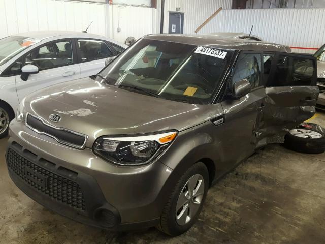 KNDJN2A26F7191568 - 2015 KIA SOUL GRAY photo 2