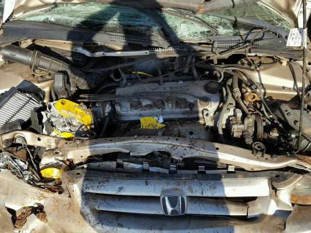 1HGCG56401A003882 - 2001 HONDA ACCORD LX GOLD photo 7