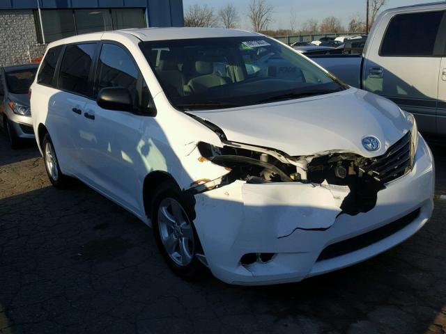 5TDZK3DC2FS533013 - 2015 TOYOTA SIENNA BAS WHITE photo 1