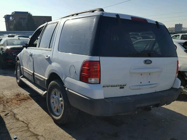 1FMPU16556LA54621 - 2006 FORD EXPEDITION WHITE photo 3