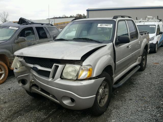 1FMZU67K14UB34838 - 2004 FORD EXPLORER S SILVER photo 2