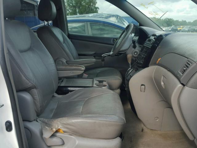 5TDZA23C34S078510 - 2004 TOYOTA SIENNA CE WHITE photo 5