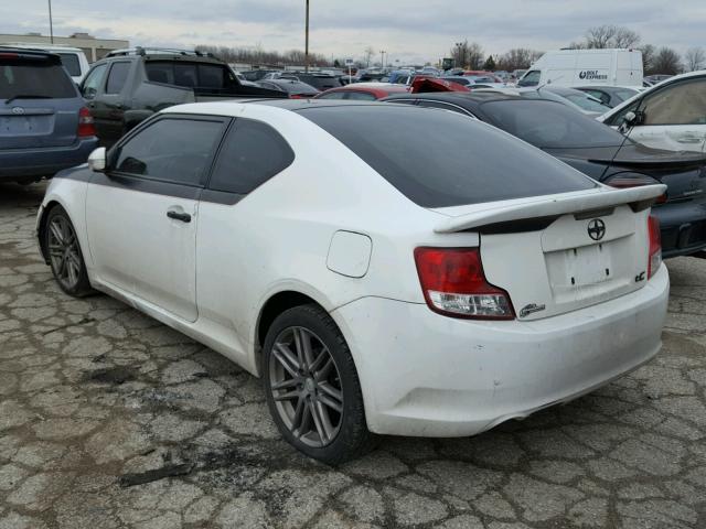 JTKJF5C73D3061588 - 2013 TOYOTA SCION TC WHITE photo 3