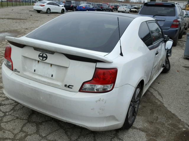 JTKJF5C73D3061588 - 2013 TOYOTA SCION TC 白色 照片 4