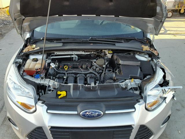 1FADP3K23EL457670 - 2014 FORD FOCUS SE SILVER photo 7