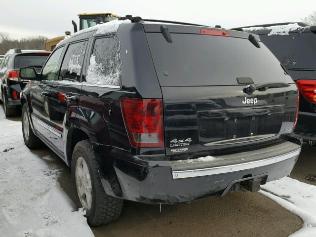 1J8HR58217C639338 - 2007 JEEP CHEROKEE BLACK photo 3