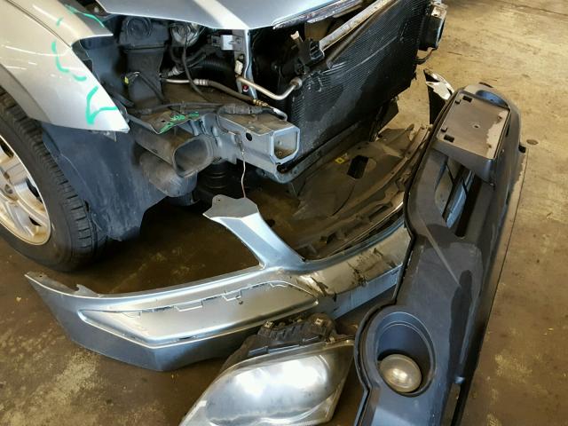 2C8GF68405R278559 - 2005 CHRYSLER PACIFICA T SILVER photo 9