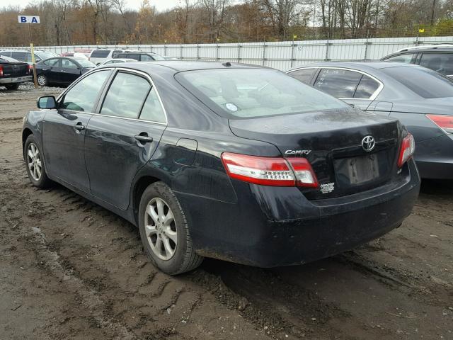 4T1BF3EK1BU192281 - 2011 TOYOTA CAMRY BASE BLACK photo 3