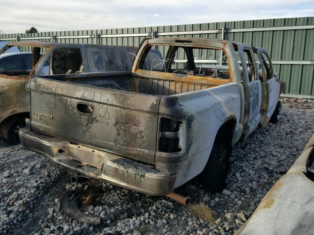 1D7HW48K46S597347 - 2006 DODGE DAKOTA QUA BURN photo 4