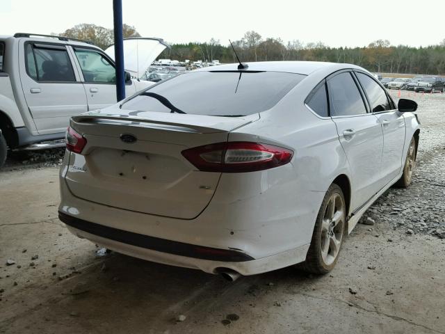 3FA6P0H70GR243413 - 2016 FORD FUSION SE WHITE photo 4