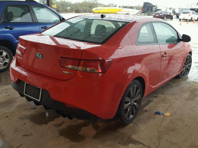 KNAFW6A31D5654807 - 2013 KIA FORTE SX RED photo 4