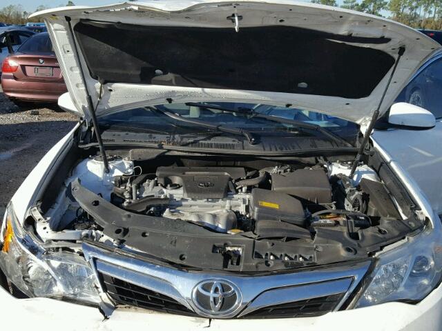 4T4BF1FK6CR270368 - 2012 TOYOTA CAMRY BASE WHITE photo 7