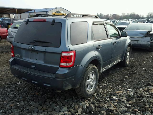 1FMCU9D79BKB69921 - 2011 FORD ESCAPE XLT BLUE photo 4