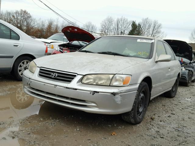 4T1BG28K21U069025 - 2001 TOYOTA CAMRY CE SILVER photo 2