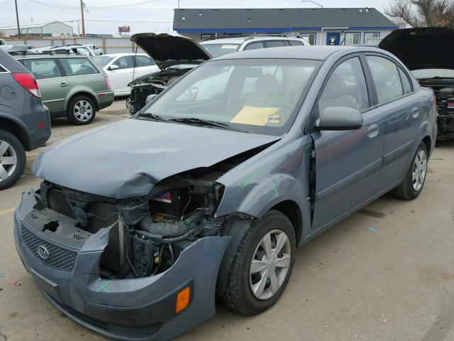 KNADE123476194083 - 2007 KIA RIO BASE GRAY photo 2