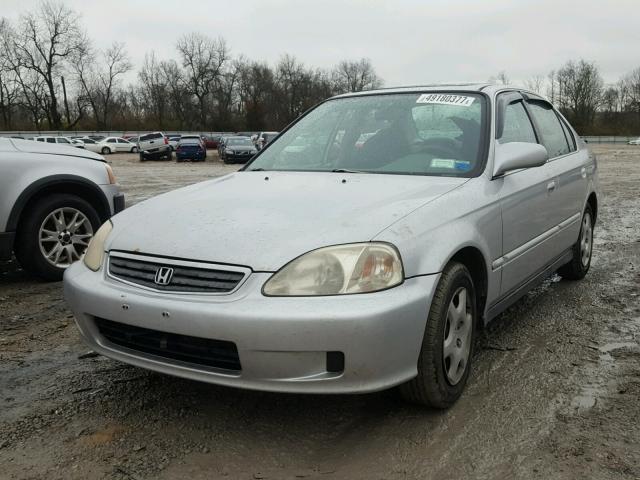 2HGEJ8547XH589875 - 1999 HONDA CIVIC EX SILVER photo 2