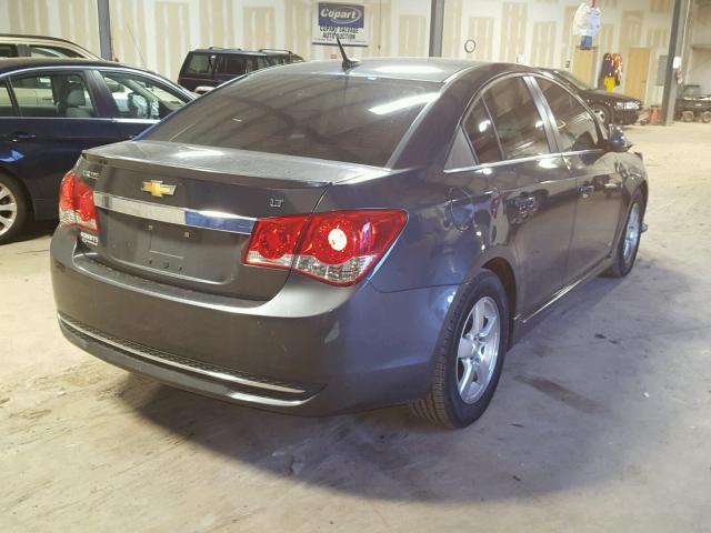 1G1PC5SBXD7147174 - 2013 CHEVROLET CRUZE LT GRAY photo 4