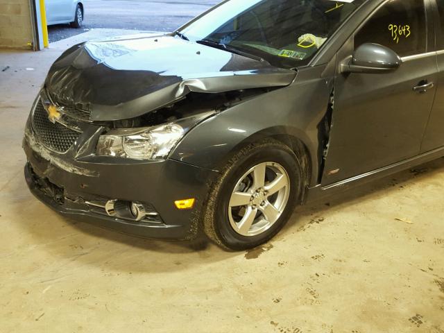 1G1PC5SBXD7147174 - 2013 CHEVROLET CRUZE LT GRAY photo 9