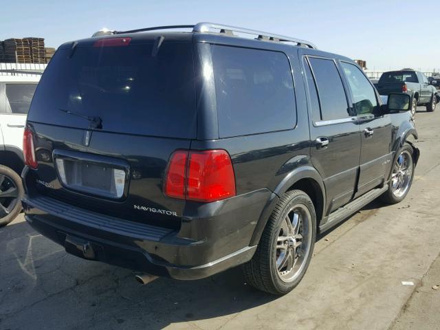 5LMFU27R04LJ16665 - 2004 LINCOLN NAVIGATOR Schwarz Foto 4