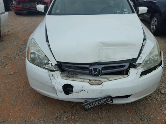 1HGCM66395A031059 - 2005 HONDA ACCORD LX WHITE photo 9