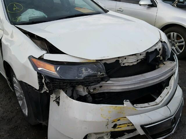 19UUA8F21CA801543 - 2012 ACURA TL WHITE photo 9