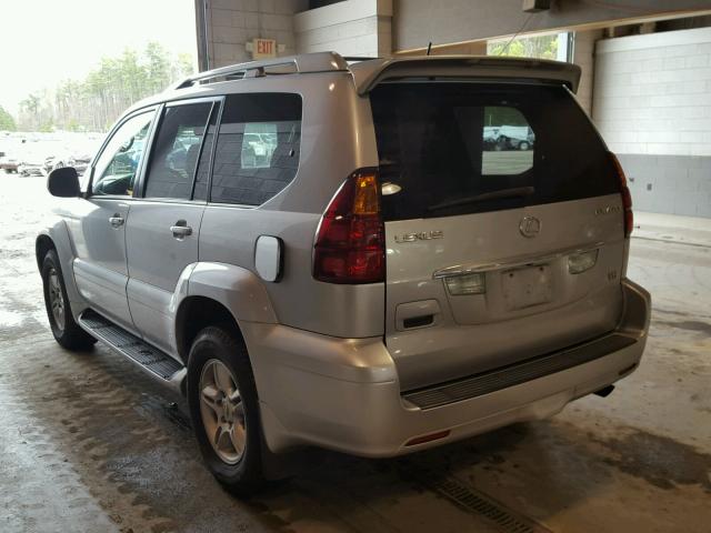 JTJBT20X460118986 - 2006 LEXUS GX 470 SILVER photo 3