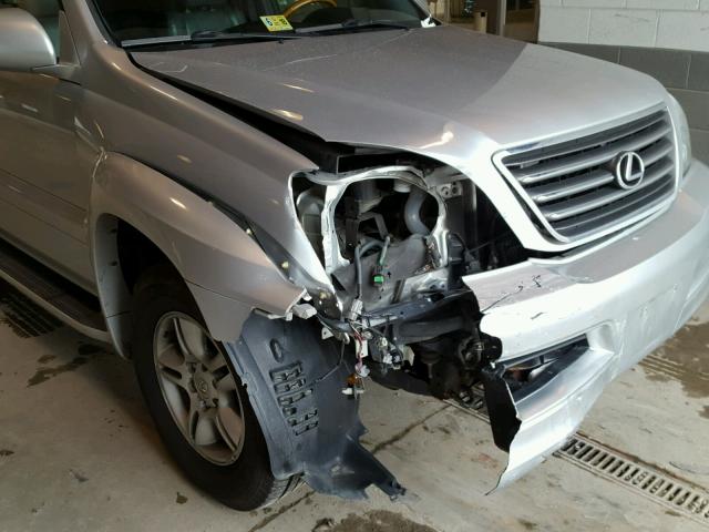 JTJBT20X460118986 - 2006 LEXUS GX 470 SILVER photo 9