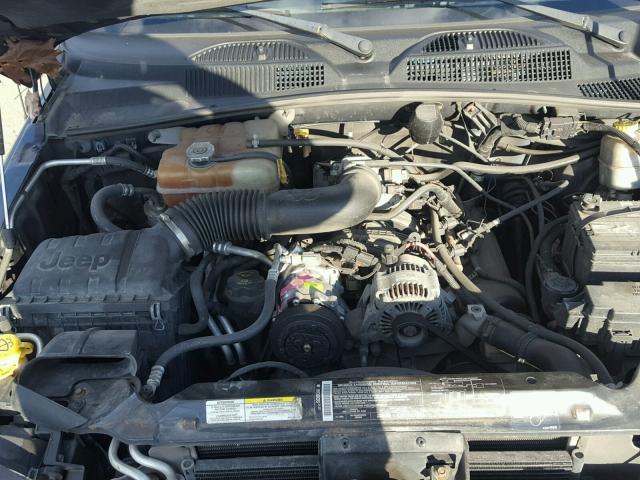 1J4GL48K04W300038 - 2004 JEEP LIBERTY SP BLUE photo 7