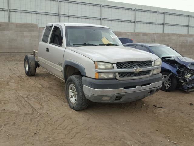 1GCHK29254E390888 - 2004 CHEVROLET SILVERADO GOLD photo 1