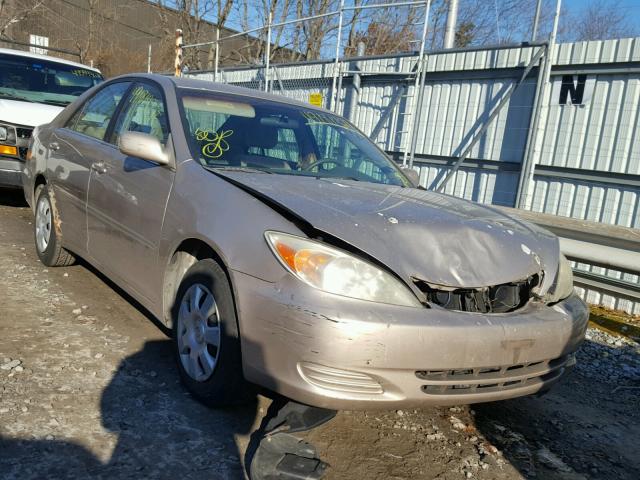 4T1BE32K73U676528 - 2003 TOYOTA CAMRY LE GOLD photo 1