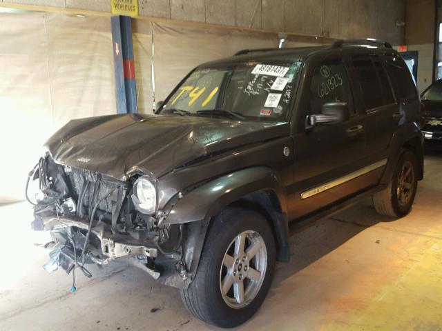 1J4GL58K55W621323 - 2005 JEEP LIBERTY LI GRAY photo 2