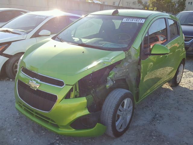 KL8CB6S95FC789381 - 2015 CHEVROLET SPARK LS GREEN photo 2