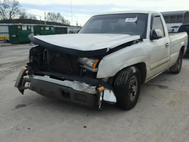 1GCEC14V73Z110231 - 2003 CHEVROLET SILVERADO WHITE photo 2