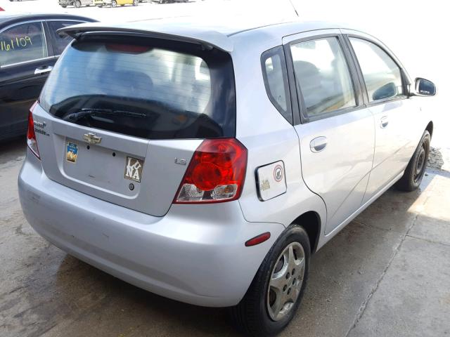 KL1TD66667B730954 - 2007 CHEVROLET AVEO BASE Күміс фото 4