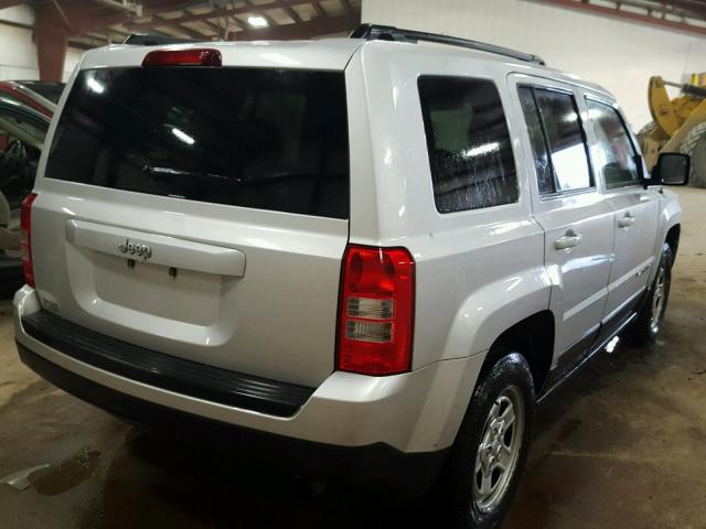 1J4NT1GA5BD236277 - 2011 JEEP PATRIOT SP GRAY photo 4