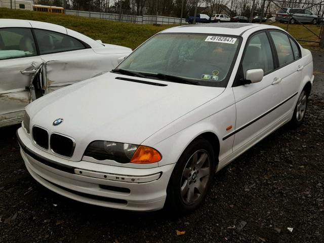 WBAAV33461FU85309 - 2001 BMW 325 I WHITE photo 2