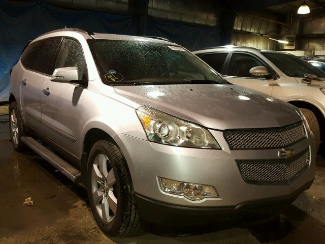 1GNEV33D89S101884 - 2009 CHEVROLET TRAVERSE L SILVER photo 1