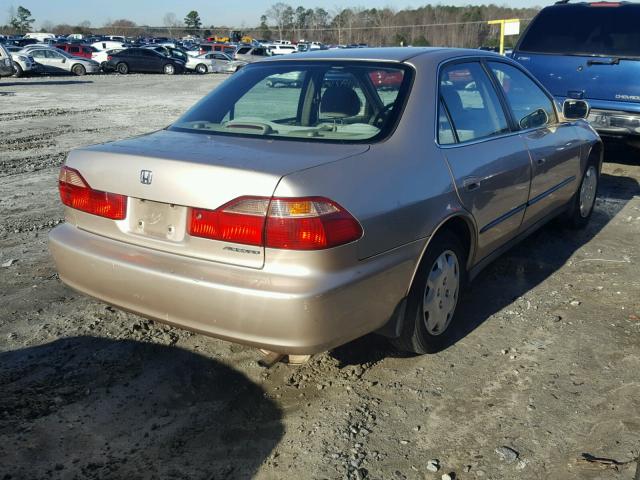 1HGCG5646YA043300 - 2000 HONDA ACCORD LX GOLD photo 4