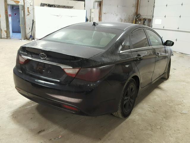 5NPEB4AC1CH415609 - 2012 HYUNDAI SONATA GLS BLACK photo 4