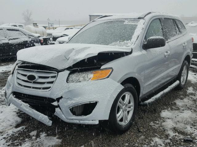 5NMSG3AB1AH383728 - 2010 HYUNDAI SANTA FE G SILVER photo 2