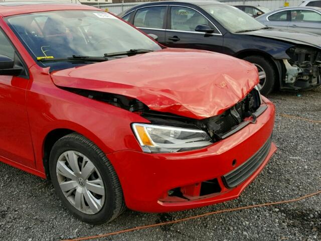 3VW2K7AJ4CM353892 - 2012 VOLKSWAGEN JETTA BASE RED photo 9
