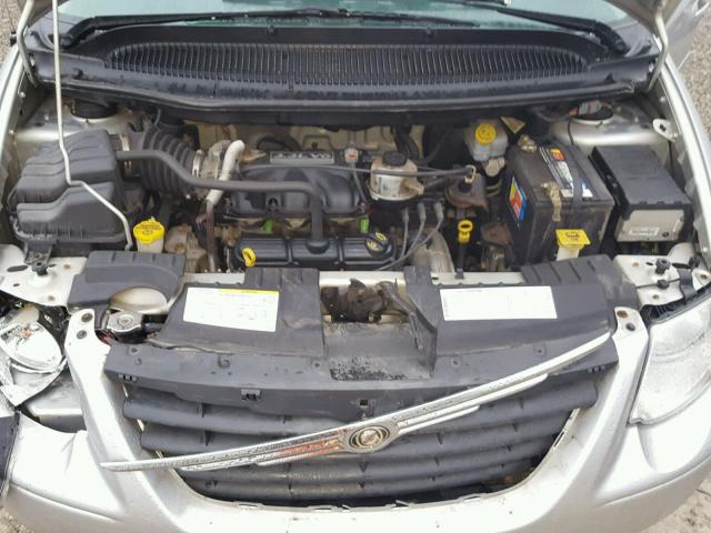 2A4GP44R67R275912 - 2007 CHRYSLER TOWN & COU SILVER photo 7